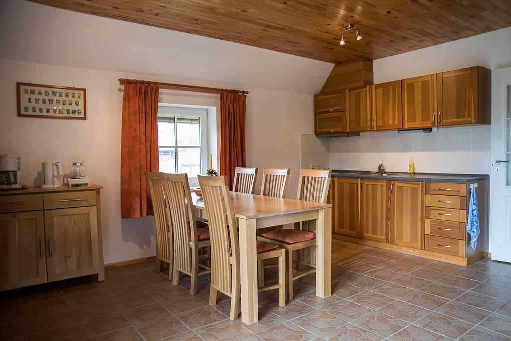 Готель Fox House Pelci Екстер'єр фото
